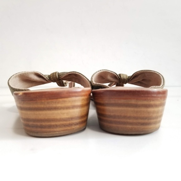 Mangos Bali Bronze Leather Shell Thong Sandals - Picture 10 of 11